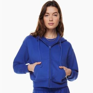 Aritzia TNA boyfriend boxy crop zip hoody